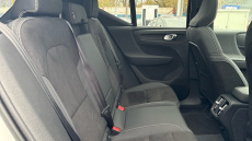 Volvo XC40 2.0 B4P Ultimate Dark 5dr Auto Petrol Estate